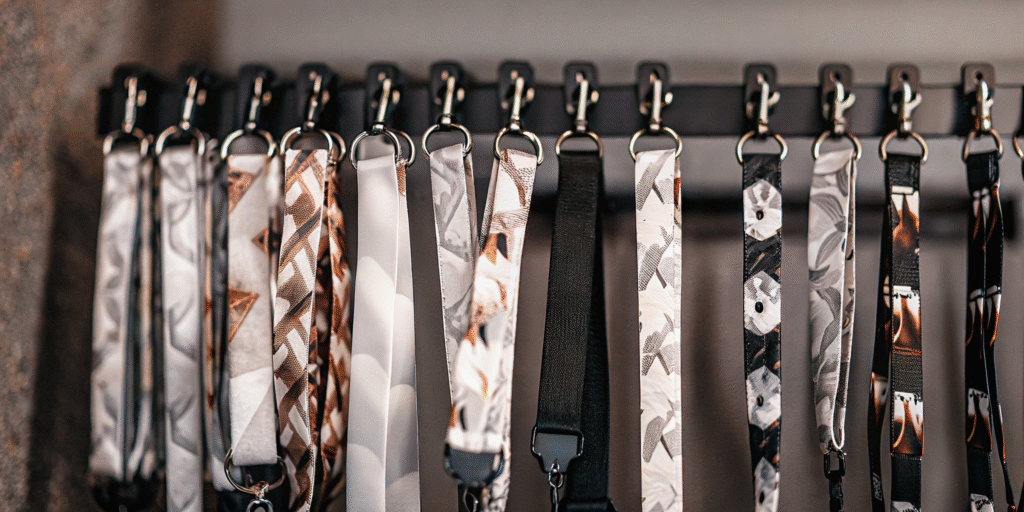 custom-lanyards